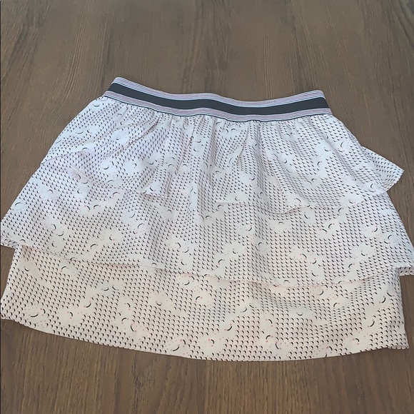 BCBG skirt - Picture 3 of 3